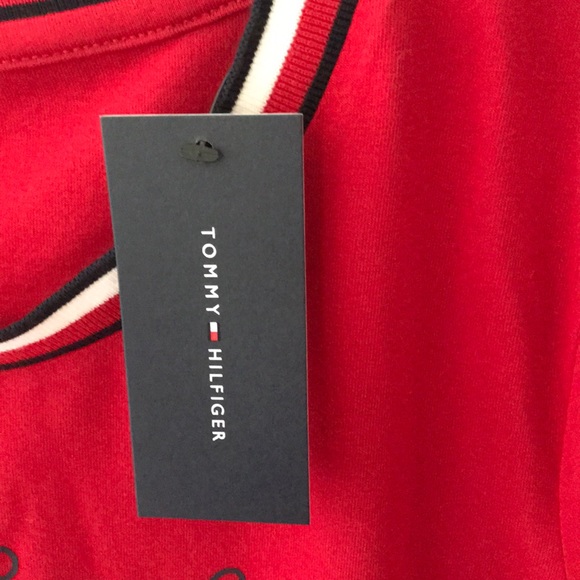 New Tommy Hilfiger red T-shirt! - Picture 3 of 8